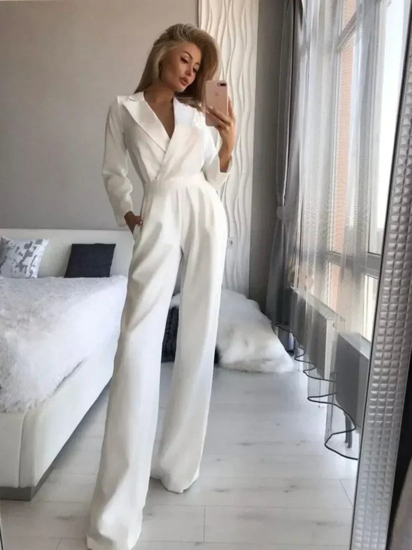 Arlene™ | Lockerer Jumpsuit mit V-Ausschnitt mit langen Ärmeln