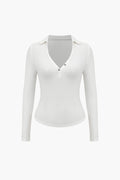 Dominique™ | Figurbetont Poloshirt mit Diepe V-hals und Elegante Knopfdetails