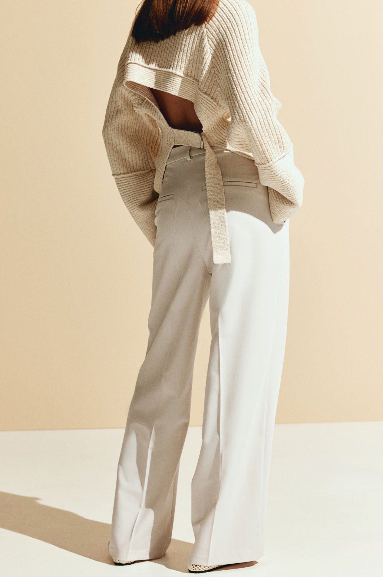 Noemi™ | Hose mit Falten und geradem Bein